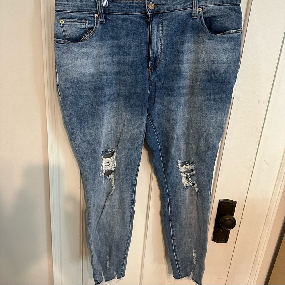 STS Blue | Distressed Denim